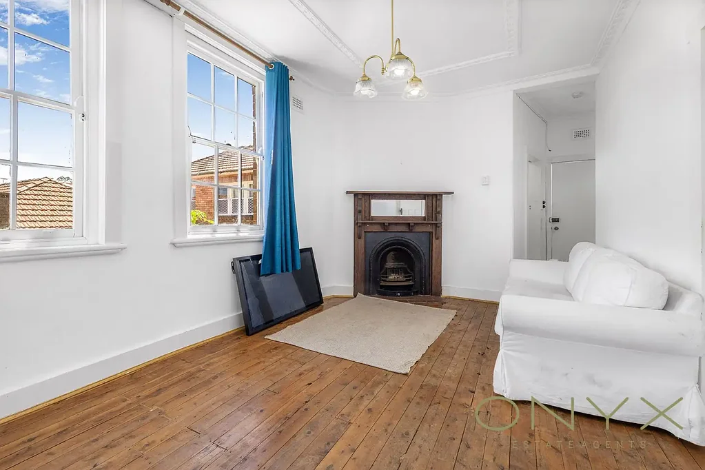 Bexley 3Kwarto Character, Space & Sun-filled Unit in a Prime Bexley Location