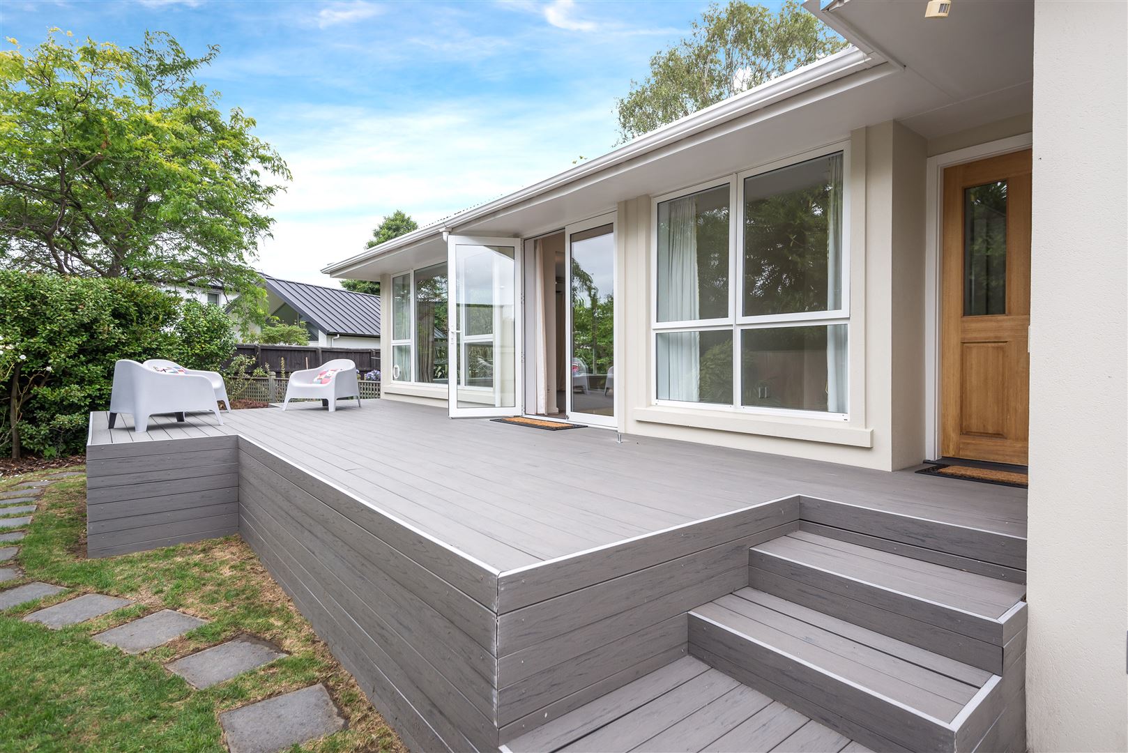 2/14 Garreg Road, Fendalton, Christchurch, 2 habitaciones, 1 baños