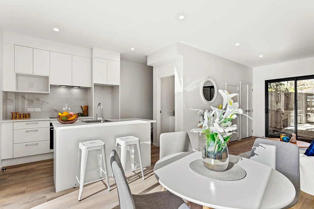 Glen Eden 2Kwarto Meg Lane in Glen Eden - Big on Value