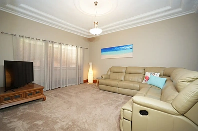 8 Animoo Avenue, Griffith, NSW 2680, 6 rūma, 3 rūma horoi, House
