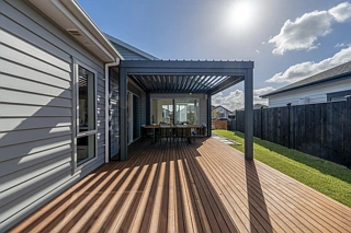 34 Tipu Crescent, Milldale, Rodney