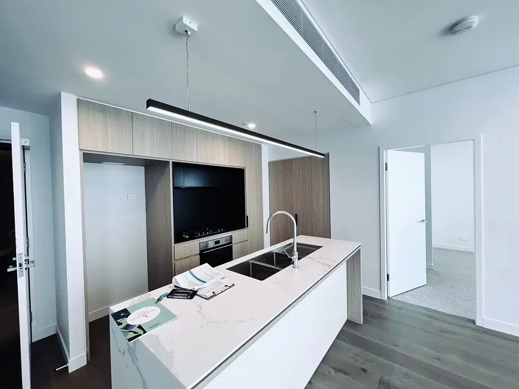 Spacious 2 Bedroom Apartment with natural light & Open Kitchen & Swimming Pool & Gym & 1Min Walking to Train Station and Metro