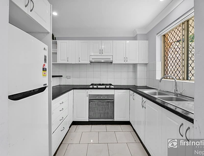 13/176-178 Station Street, Wentworthville, Parramatta (Northwest suburbs), 2 Kuwarto, 1 Banyo, Apartment