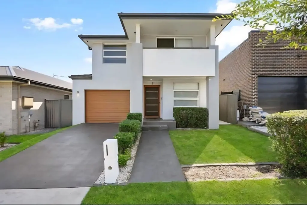 Every Detail Considered - A Luxurious Double-Storey Family Haven