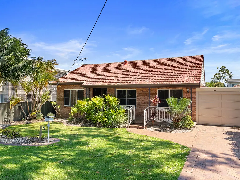 29 Chipilly Avenue, Engadine, NSW 2233