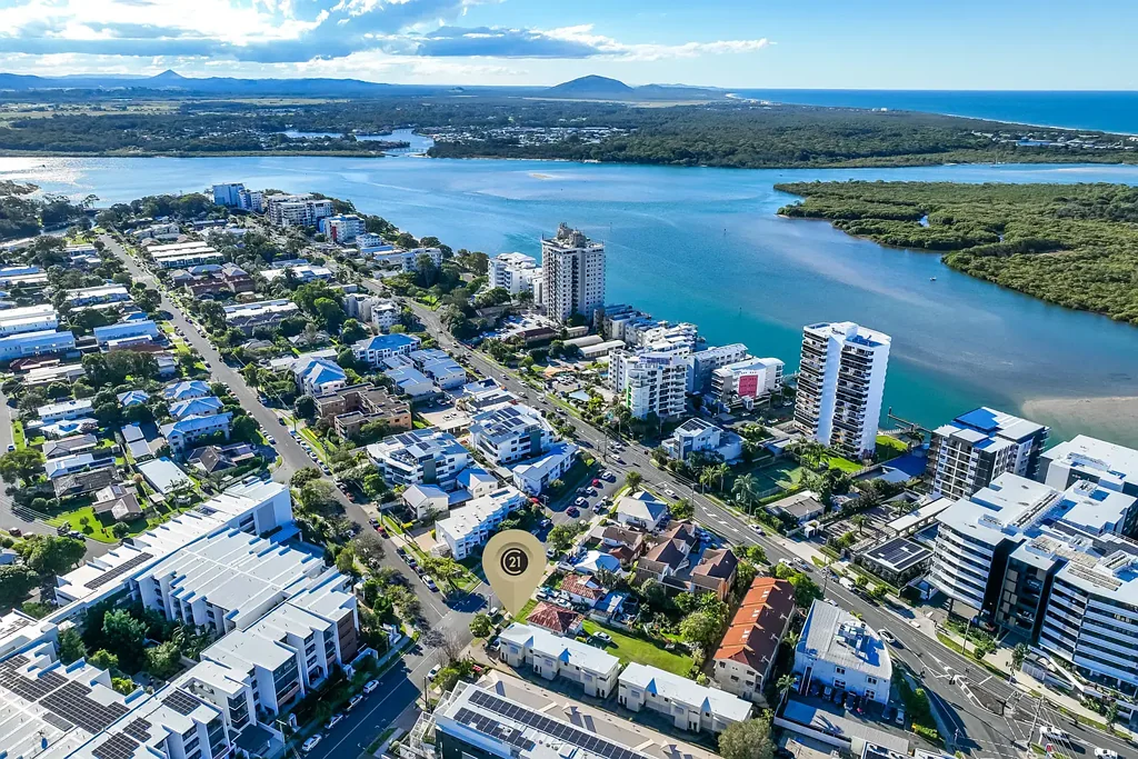 Maroochydore 2房  Stylish Townhouse Living in the Heart of Maroochydore