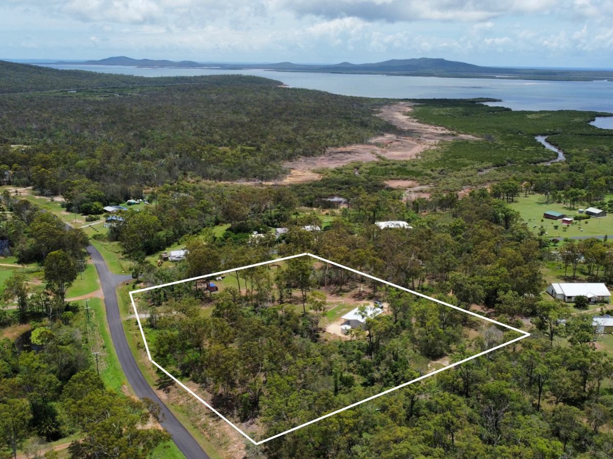 124 BELLS RD, RODDS BAY QLD 4678, 0 rūma, 0 rūma horoi, Section