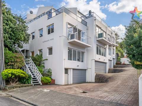 Mount Victoria 3Moenga 3 Bedroom Townhouse – Premium Location