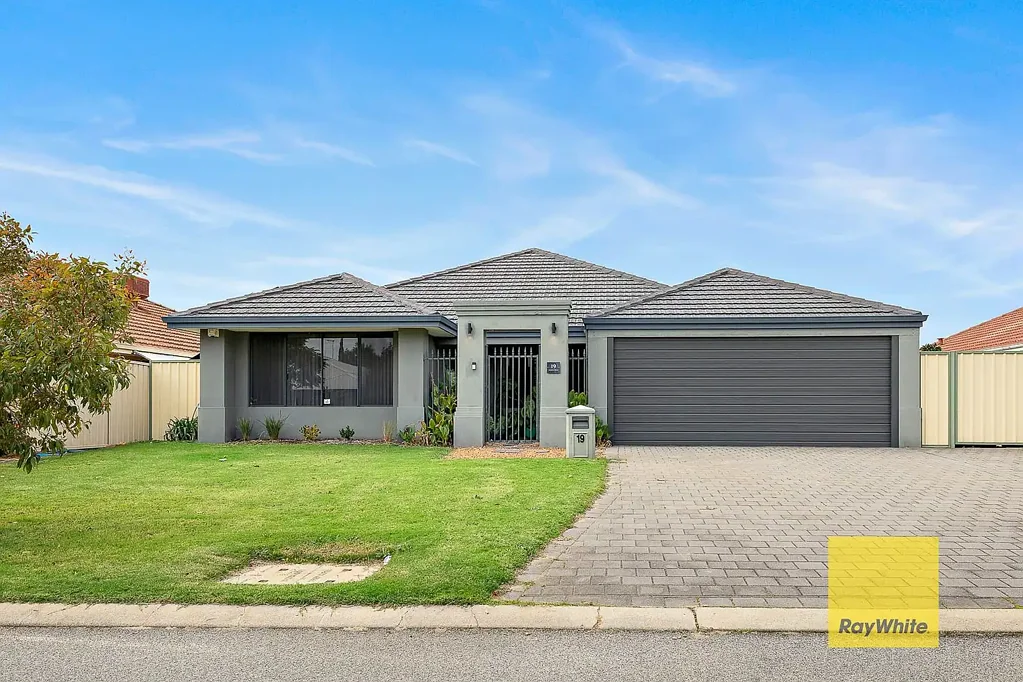Seville Grove 4房  Family Friendly Living with Great Outdoor Entertaining Space