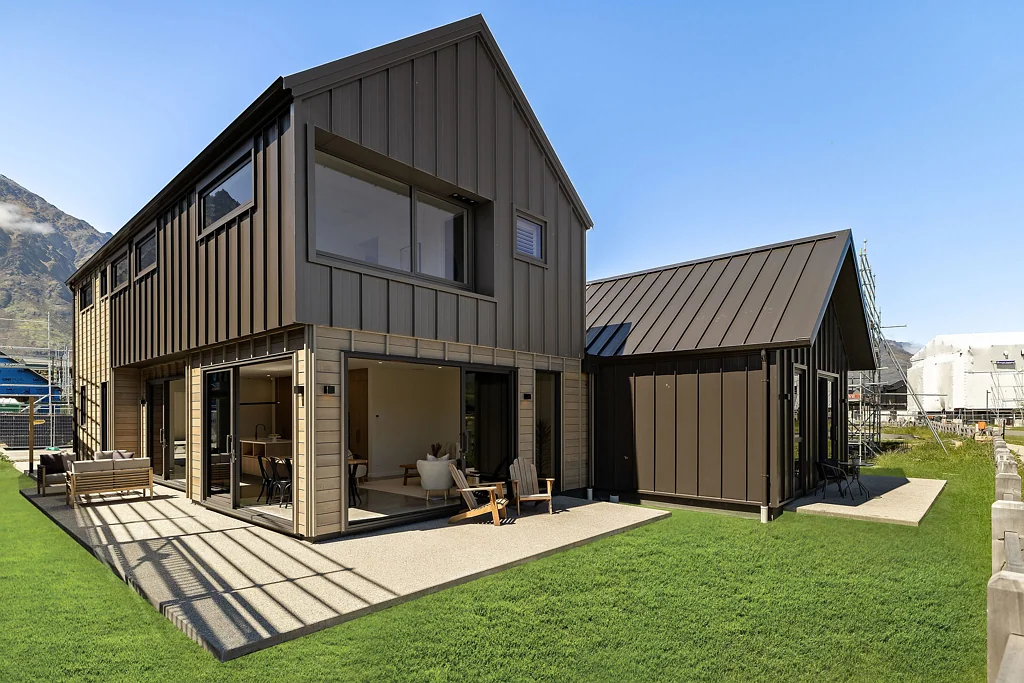 Jacks Point 5房  Modern Family Living and Income Stream!