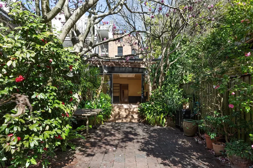 Paddington 4 Bedroom Rare blue-ribbon opportunity on 253sqm north facing block