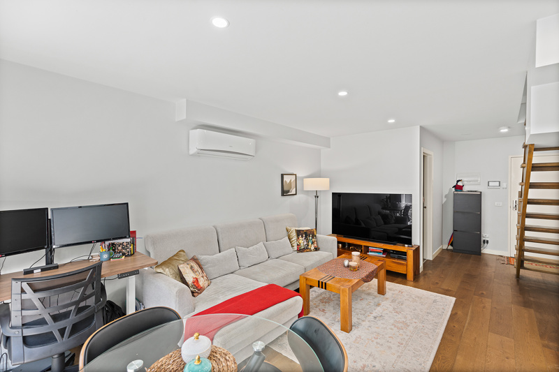 4 SHUTER ST, MOONEE PONDS VIC 3039, 0 chambres, 0 salles de bain, Townhouse