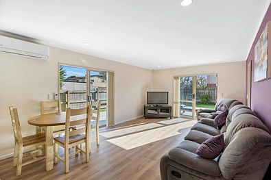 2 Elwarth Way, Ranui, Waitakere City, 3 Bedrooms, 1 Bathrooms, Townhouse
