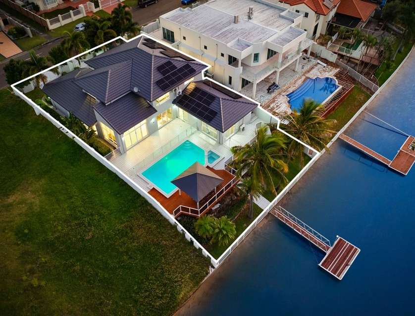 11A Cessnock Close, Mermaid Waters, QLD 4218, 6 Bedrooms, 4 Bathrooms, House