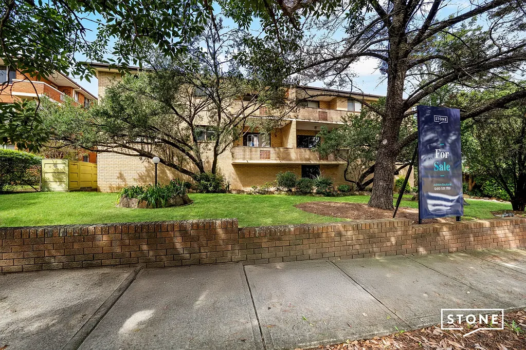 North Parramatta 2Phòng ngủ Oversized, Beautifully Updated & Ready to Enjoy