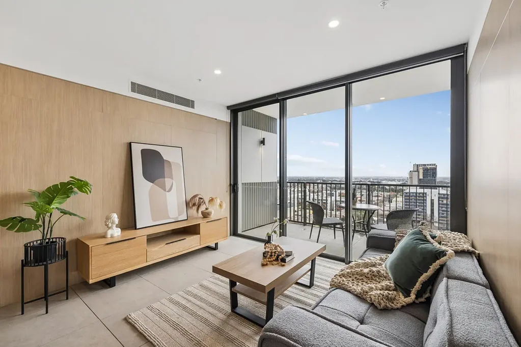 Adelaide 2غرفة نوم Elevated CBD Living with Stunning Western Outlooks