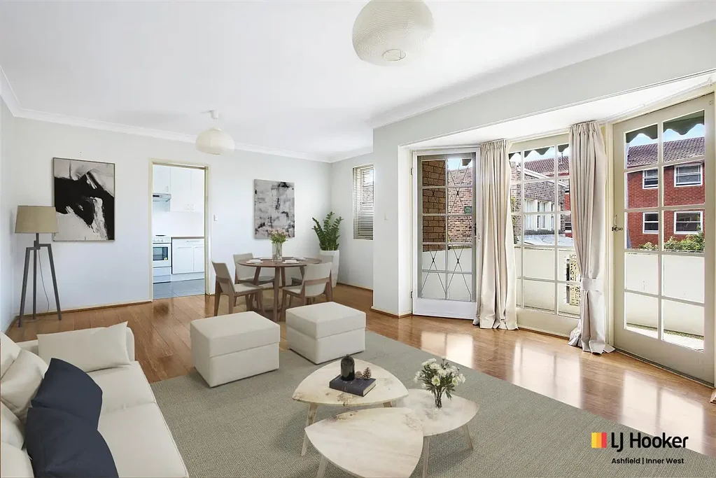 Spacious 2 Bedroom Apartment in Prime Ashfield Location