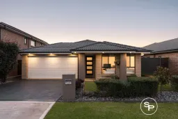 11 KENWAY ST, Oran Park