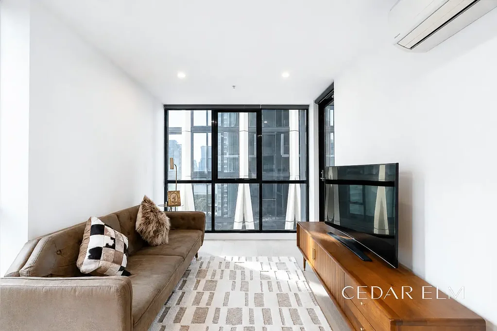 Southbank 2房 拎包入住 - 时尚两居室公寓，阳光充沛 Ready to Move In - Stylish 2-Bed Residence With Natural Sunlight