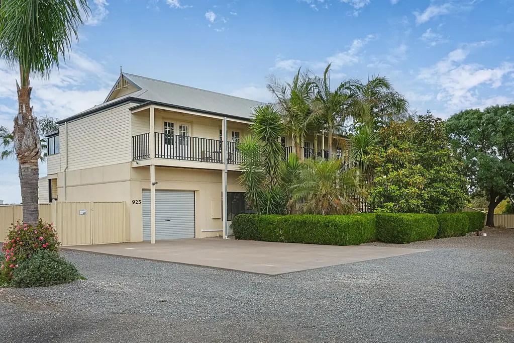 Mildura 5ਬੈੱਡਰੂਮ GRAND FAMILY LIVING WITH QUEENSLANDER CHARM