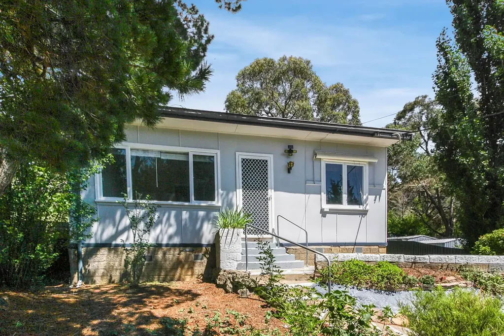 Quiet 2 Bedroom Home