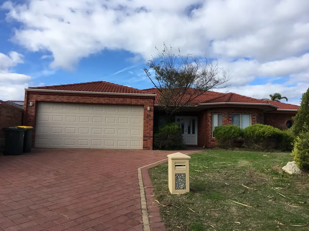 SPACIOUS FAMILY HOME!