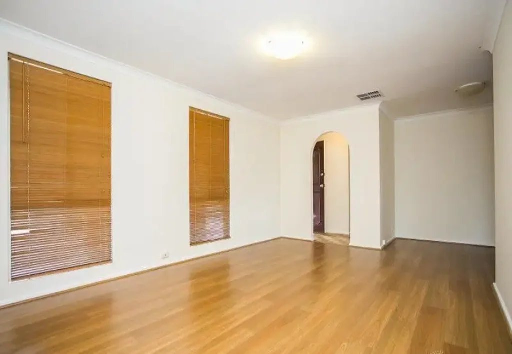Large Yard with Large Shed! - Available now!