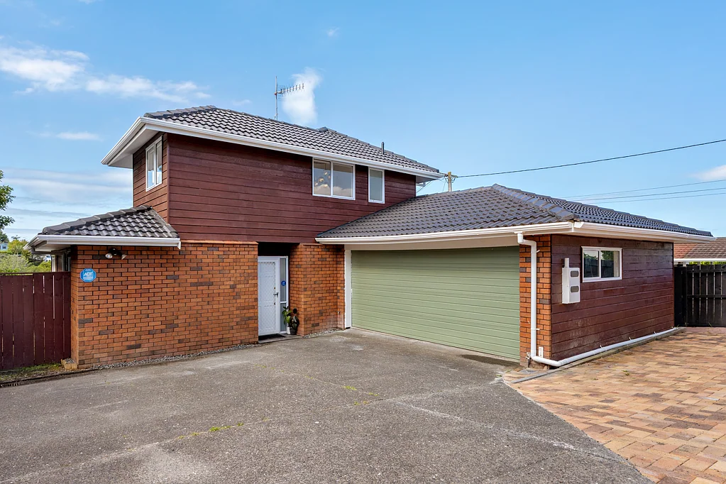 2/41 Raleigh Road, Northcote, North Shore City, Auckland