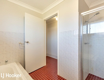 27 Nancy Street, South Tamworth, Tamworth, 3 ਕਮਰੇ, 2 ਬਾਥਰੂਮ, House