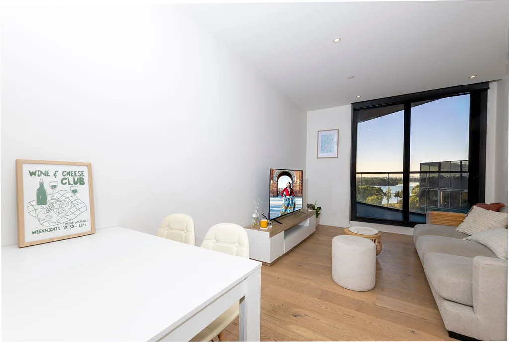 701/77 Queens Road, Melbourne, VIC 3004