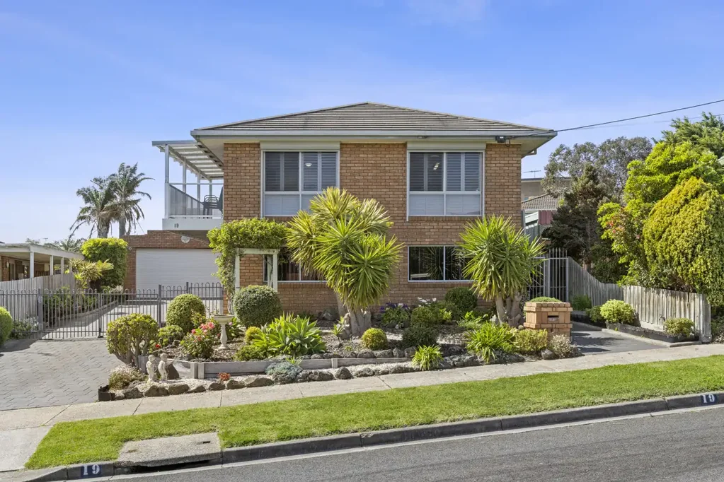 Portarlington 4Kwarto Light-Filled Home with Panoramic You Yangs and City Views