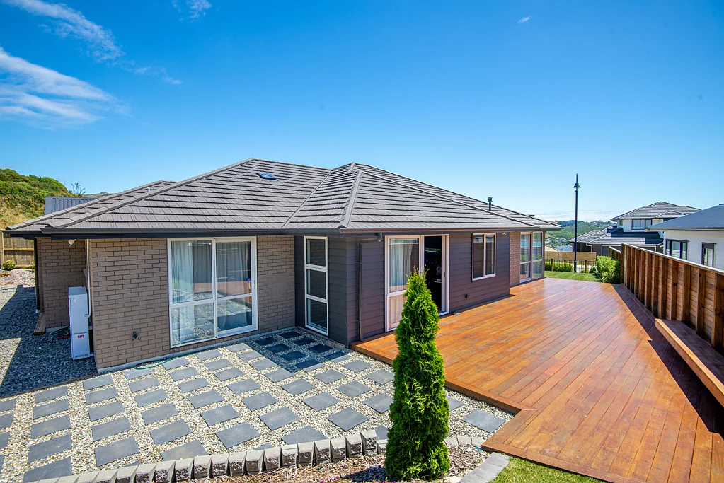 3 Okupe Grove, Aotea, Porirua, Wellington