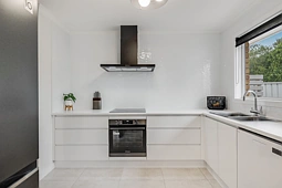 1/9 Emma Drive, Kearneys Spring