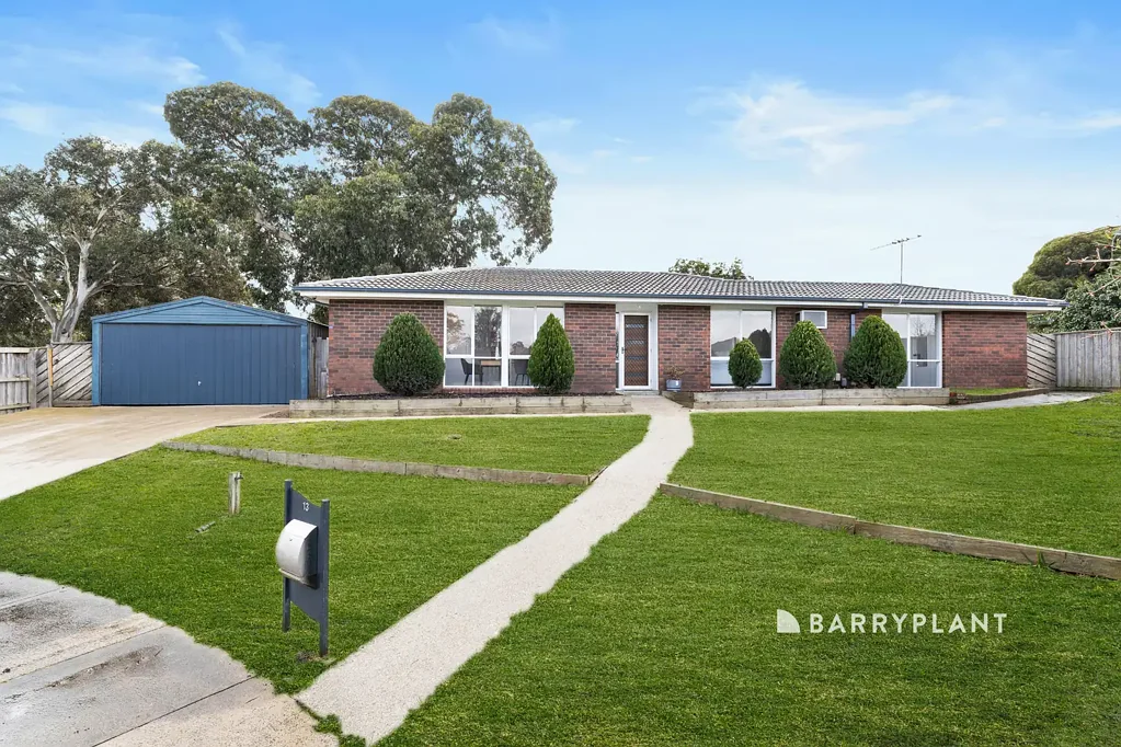 Narre Warren 4房 对您未来的完美投资 The Perfect Investment into Your Future
