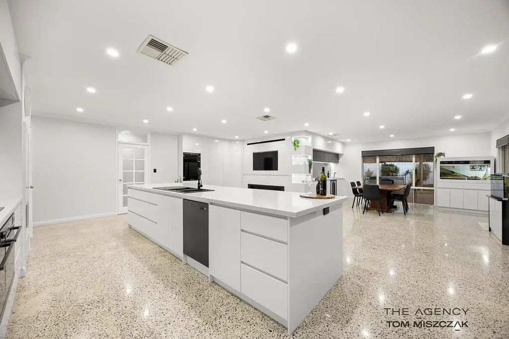 25 Sofia Rise, Southern River, WA 6110
