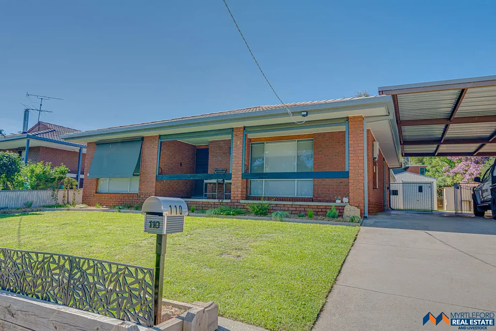 Myrtleford 4બેડરૂમ Spacious Family Living in a Prime Location
