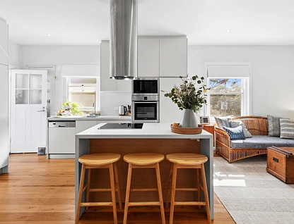 1&2/99 Balgowlah Road, Fairlight, Northern Beaches, 4 Kuwarto, 2 Banyo, House