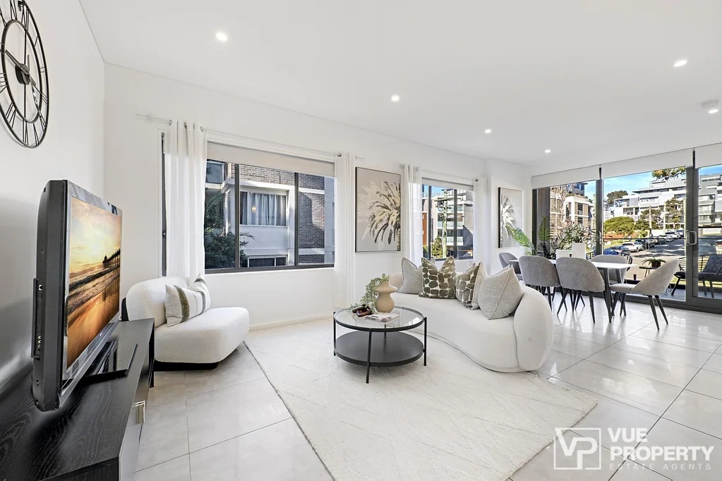 Epping 2 Bedroom Spacious Sunlit Dual Aspect Corner Apartment with Unbeatable Convenience