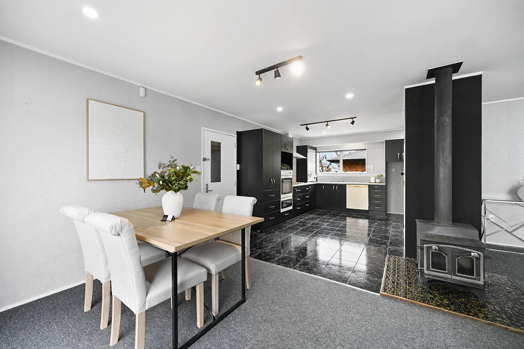 Nawton 3Zimmer Priced for Immediate Attention!