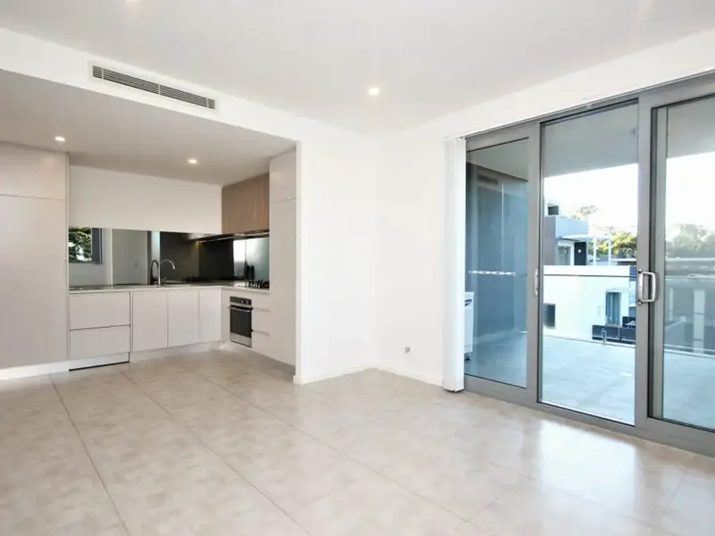 Quality modern 3 bedroom apartment in prime location