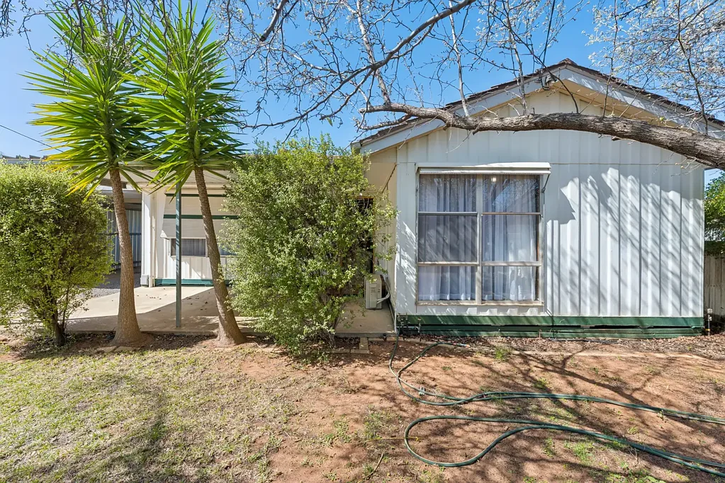 Mildura 3Kwarto COMFORTABLE FAMILY LIVING IN DESIRABLE LOCATION