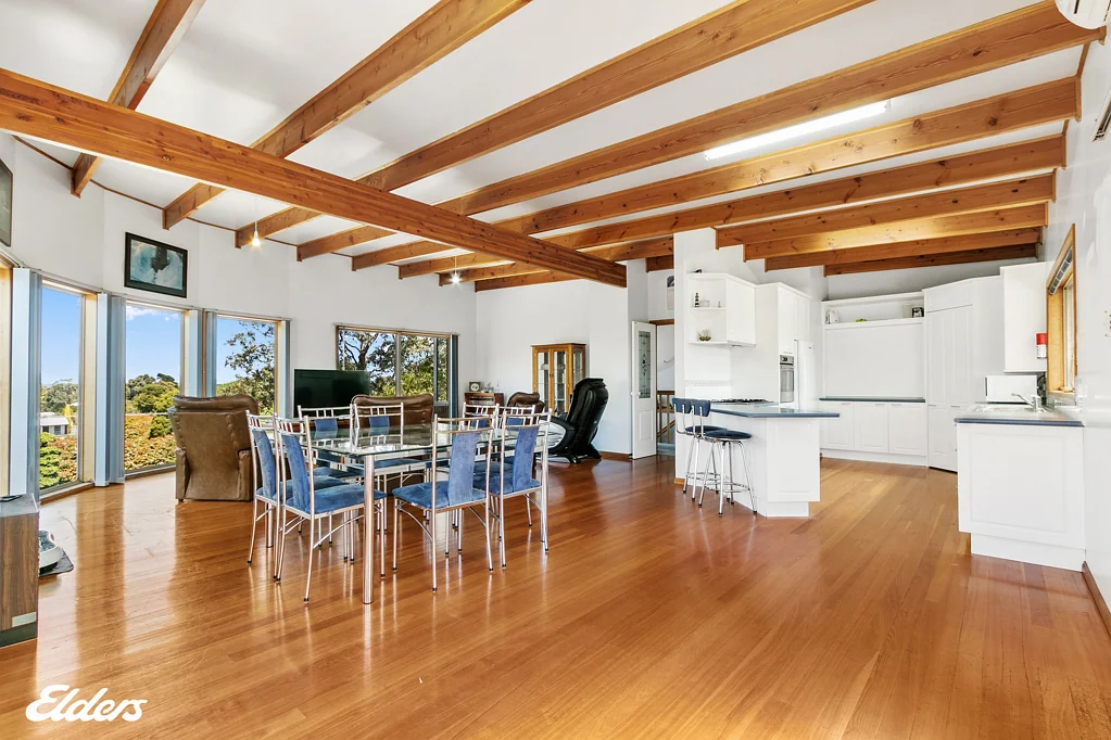 Port Welshpool 5침실 COASTAL LIVING - EXPANSIVE VIEWS, ABUNDANT SPACE AND PRIME LOCATION