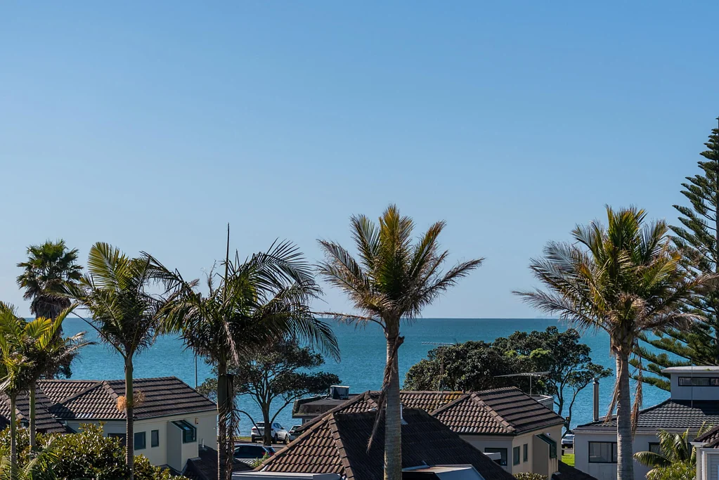 Mairangi Bay 3Moenga Sea Views and Seriously For Sale!