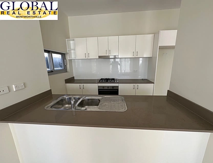 2 Quinn St, Wentworthville, Parramatta (Northwest suburbs), 2房, 2浴, Apartment
