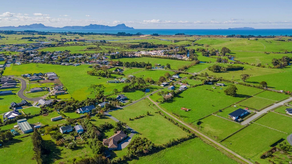Waipu  PRICE REDUCED - ACT FAST