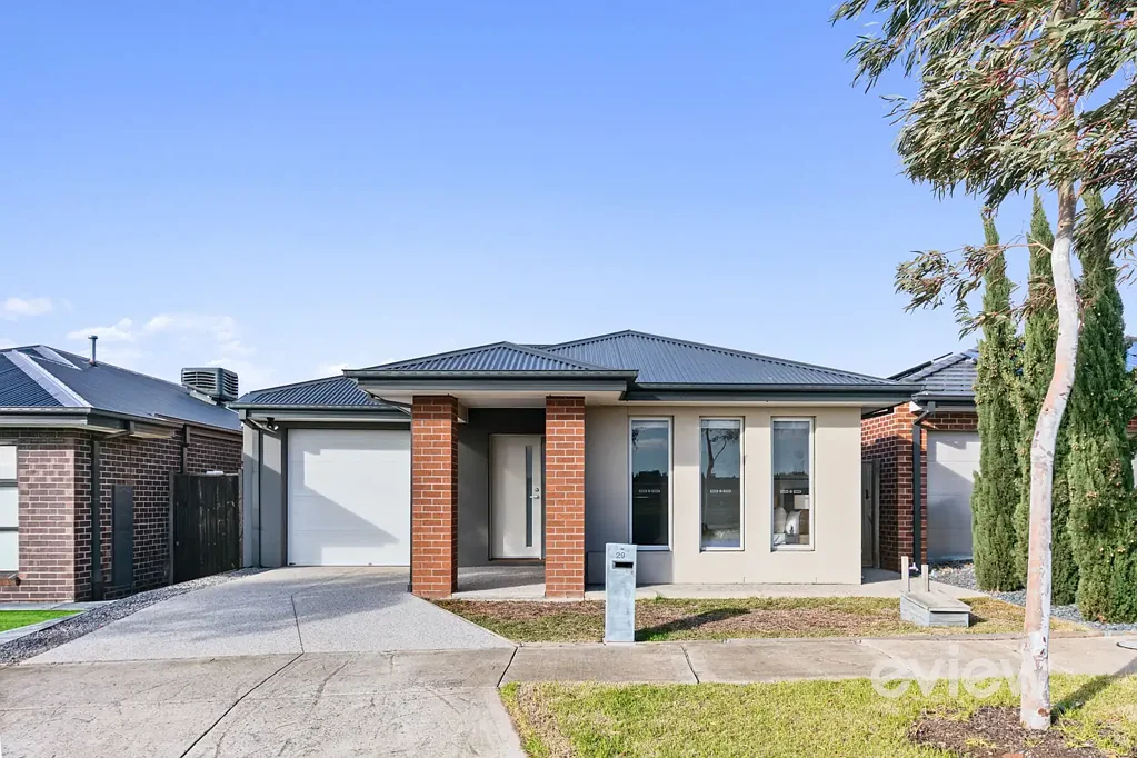 Werribee 3침실 Charming Family Home in a Prime Werribee Location