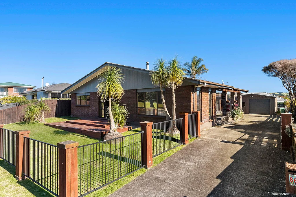 Waiuku 3房  Ticks all the boxes... and more!