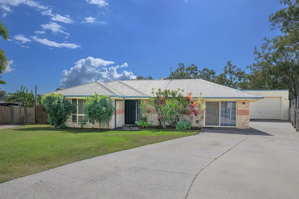 Telina 3 Bedroom Spacious Family Living with a Powered Shed & Side Access