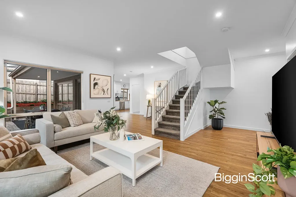 2/566 Huntingdale Road, Mount Waverley, VIC 3149