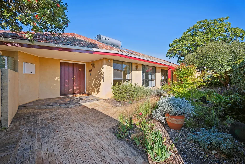 Family Living on a Grand Scale in Sought-After Mount Pleasant